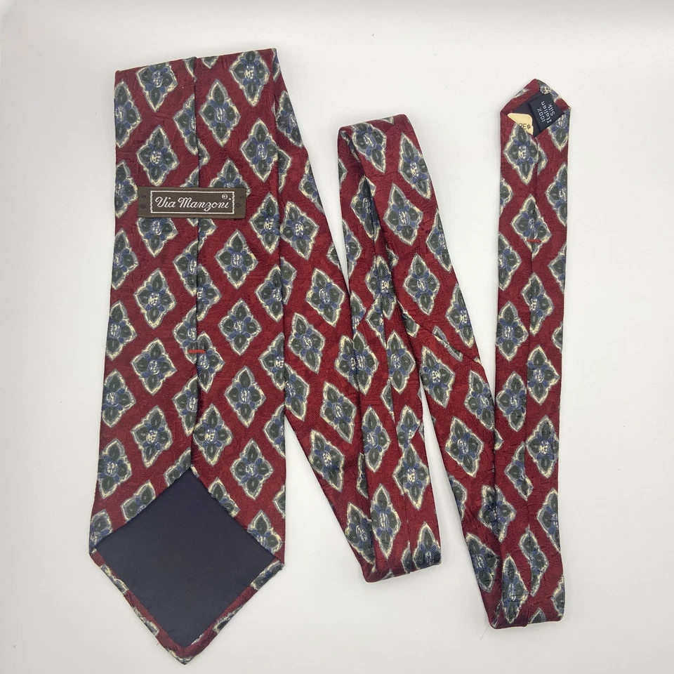 Via Manzoni 男式意大利丝绸领带 - 勃艮第红色灰色 - 宽 - 56.5 英寸 x 4 — 第 3/4 张图片