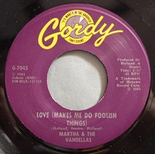 HEAR IT 60's R&B Motown 45 rpm record Martha & Vandellas "Love" from 1965