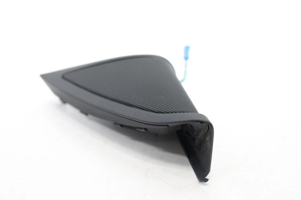 BMW 540I G30 2017-2023 puerta delantera izquierda esquina altavoz embellecedor cubierta OEM Foto 2 de 4