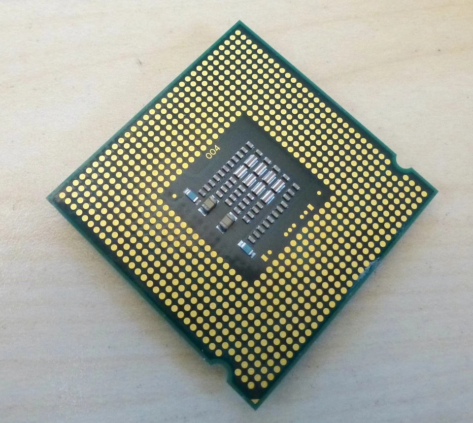 Kit LGA775. CPU Intel E7400 Core2Duo + disipador + 2 Gb DDR2 RAM - Imagen 3 de 4