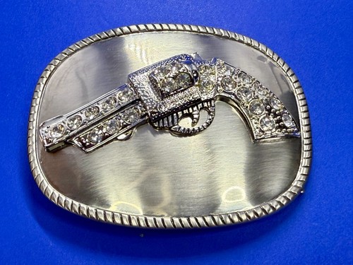 Jeweled Gun Pistol Revolver Rhinestone Accented Silver Color Oval Belt Buckle - 第 3/22 張圖片