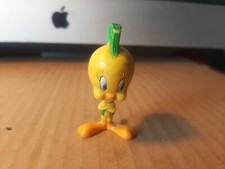 Tweety , figurine titi et gros minet .publicitaire Konika 1994