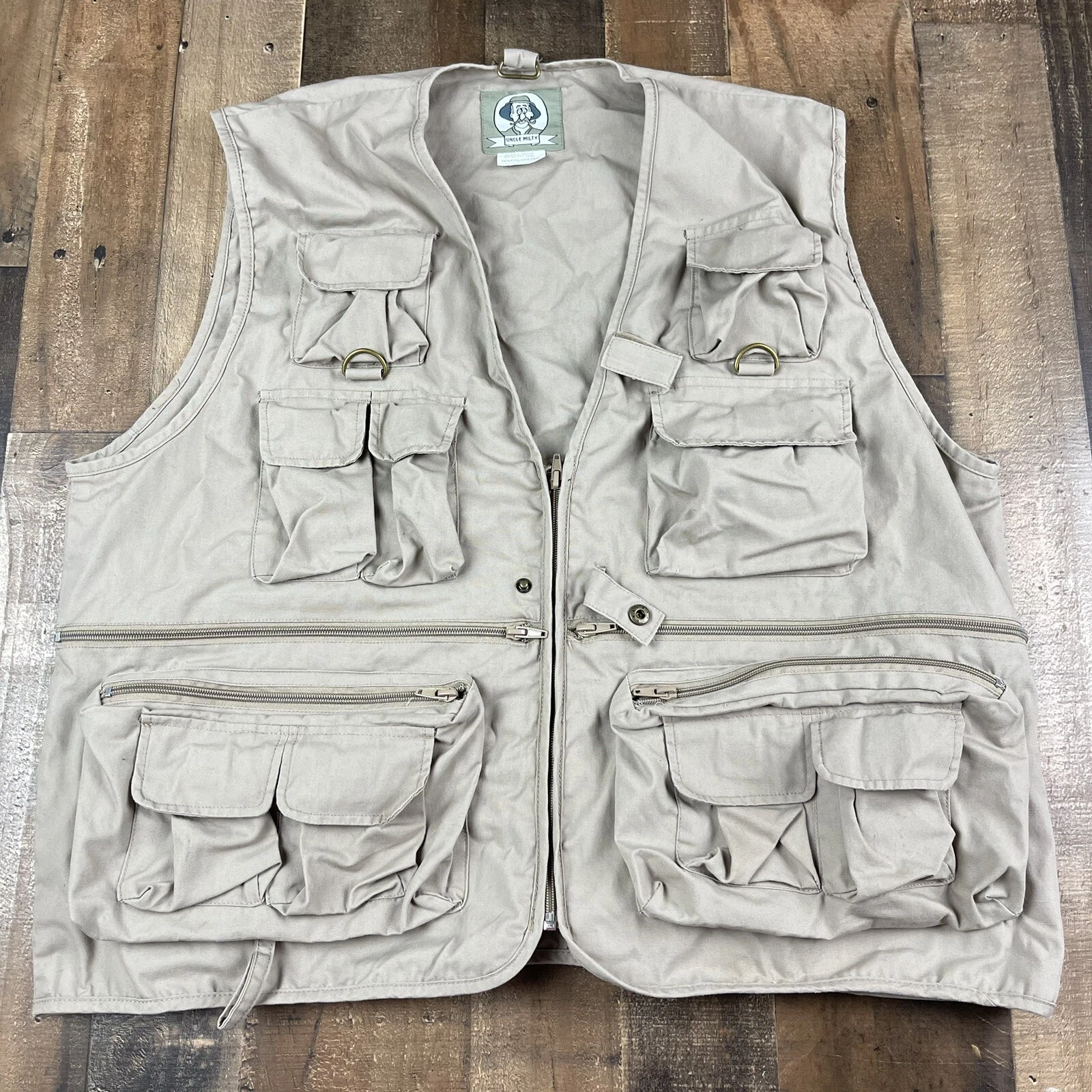 Fishing Vest Photography Uncle Milty Mens Sz Large Full Zip Multi-Pockets Beige