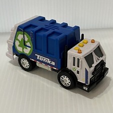 2015 Hasbro Tonka Mini Garage Recycling Truck White  Blue Lights/Sounds Works
