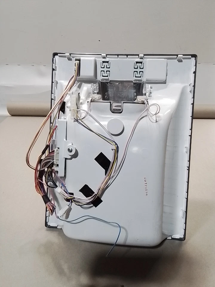 Kenmore Fridge Dispenser Trim PN: ACQ87466910 - Image 2 of 4