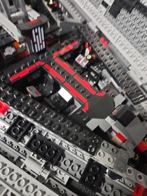 LEGO Star Wars: First Order Star Destroyer (75190) W/ Box, Minifigures & Book 