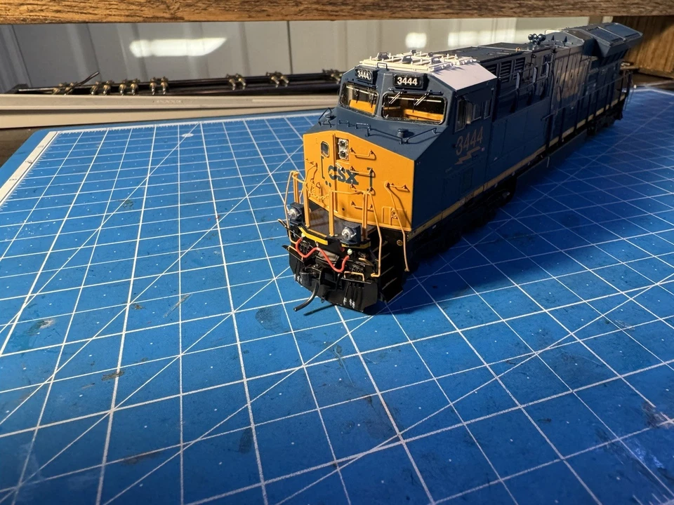 HO ScaleTrains Rivet Counter CSX ET44AH #3444 DCC/SOUND - Image 2 of 4