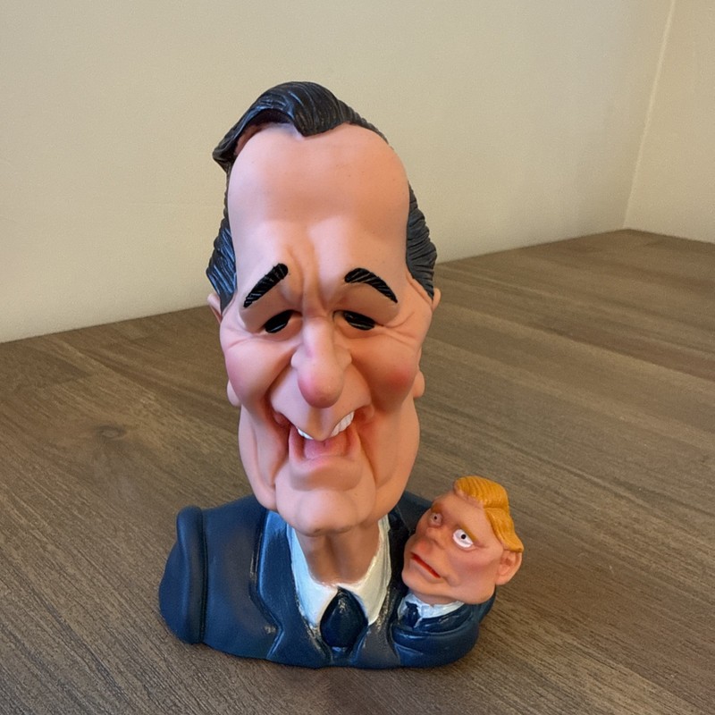 George Bush Dan Quayle Linden Spitting Image Squeak Toy VTG 1989 Rubber Figure