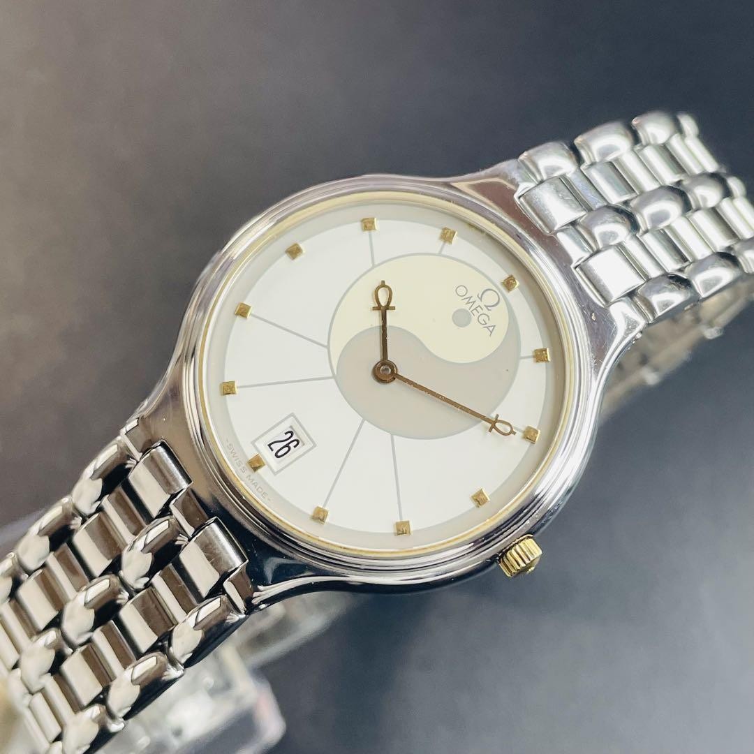 Vintage Omega Men's Quartz Yin Yang Dial Silver Gold Watch 1960s Japan