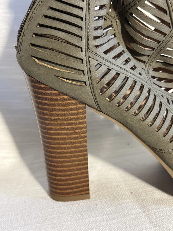 Mix no. 6 tacones de gladiador estilo shootee, con tiras Foto 3 de 4