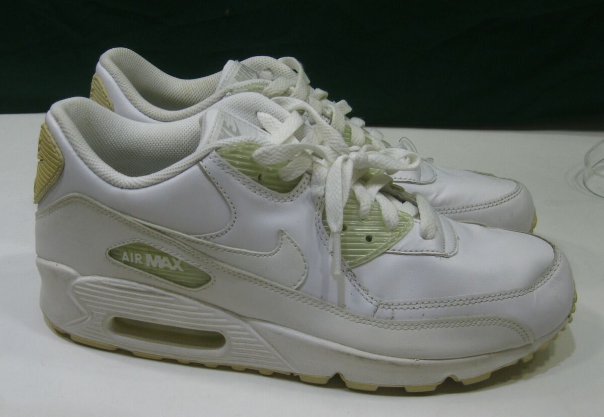 Nike Air Max 90 Leather Shoes White 302519-113 MEN Size 9.5 Nike Air Max 90 Leather Shoes White 302519-113 MEN Size 9.5