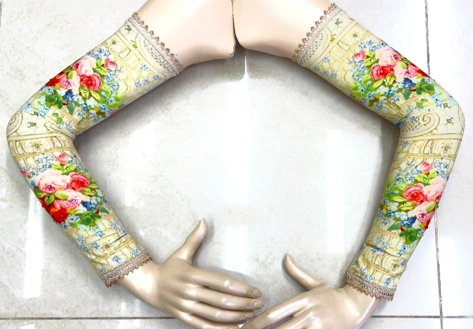 Hermosos guantes decorativos a mano con cristales de Michal Negrin únicos #722# Foto 2 de 4