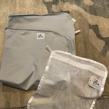The Ollie World Swaddle Stone Gray - Excellent Condition - NWOT