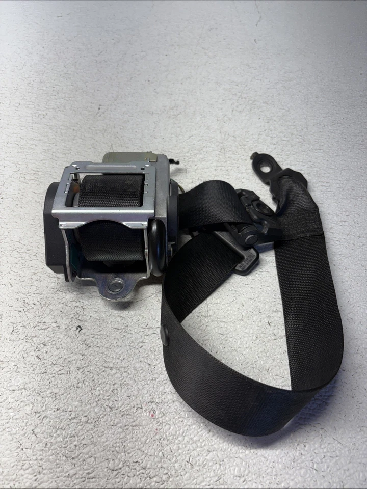 03-06 Cinturón de seguridad delantero izquierdo lado conductor mercedes w211 e500 e55 cls500 negro fabricante de equipos originales Foto 4 de 4