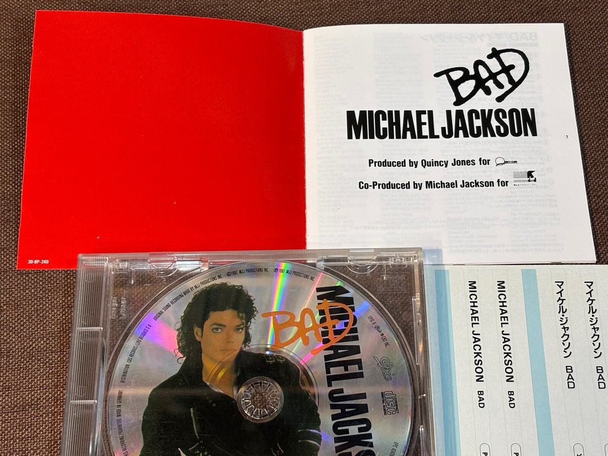 MICHAEL JACKSON Bad JAPAN PICTURE CD 30.8P-240 w/ STICKERS MICHAEL JACKSON Bad JAPAN PICTURE CD 30.8P-240 w/ STICKERS
