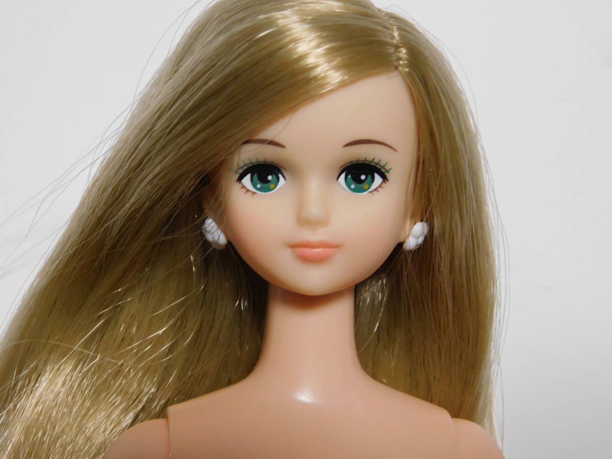 Doll Figure Takara Licca-chan Castle Jenny Friend Shion Long Hair