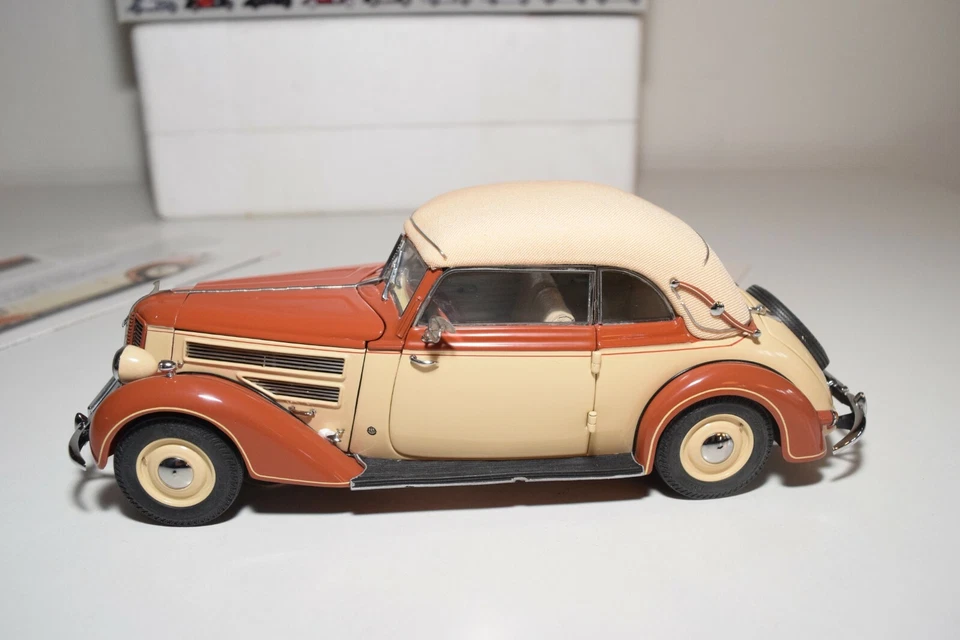 Coches modelo A32 1:24 CMC AUDI 920 CABRIOLET 1938-1940 MARRÓN CREMA SIN USAR, EN CAJA ¡RARO! Foto 2 de 4