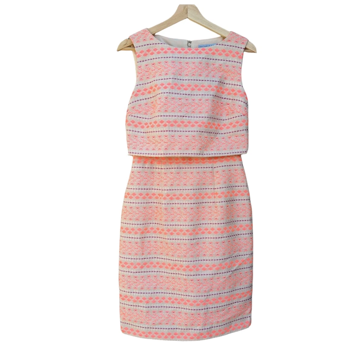 Sleeveless dress hotsell to interview