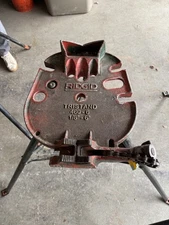 Ridgid 460-6 Tristand Portable Chain Vise 1/8" to 6" Capacity