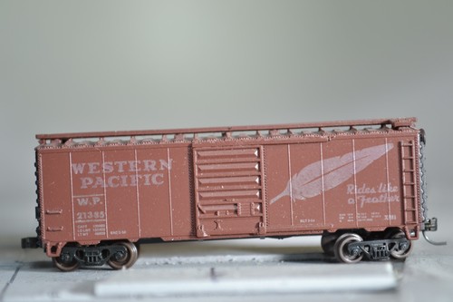 33210 Escala N ATLAS 40' BOX CAR WP WESTERN PACIFIC | Zustand: Used