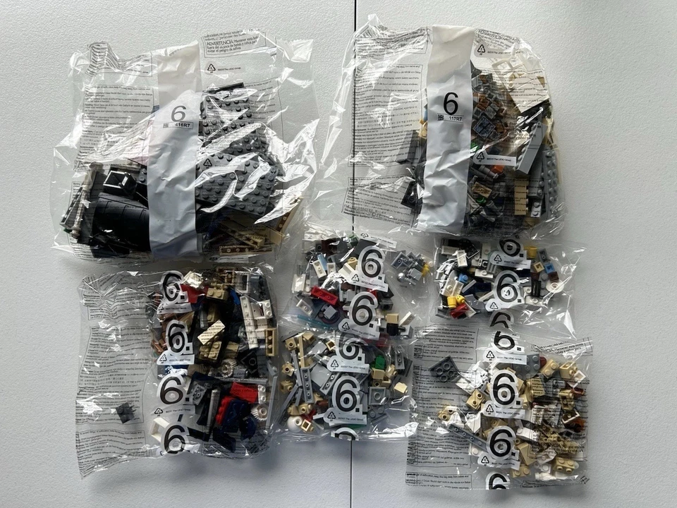 LEGO Assembly Square (10255) new/sealed bags, 100% complete, NO BOX - Image 3 of 3