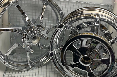 Harley Street Glide CVO FLHX FLHXSE2 RIM 2011 CHROME Wheel 40225-10 EXCHANGE