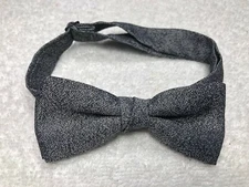 BOYS ADJUSTABLE BOW TIE GRAY NWOT