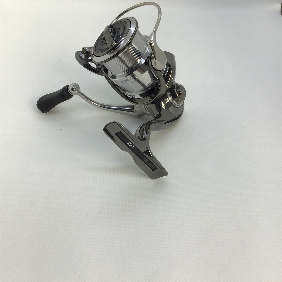 Daiwa 22 EXIST LT2500S Gear 5.1 Spinning Reel PE0.6-200m | eBay