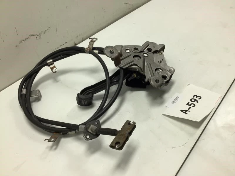 2007 TOYOTA SIENNA CENTER HAND BRAKE WIRE OEM+ - Image 3 of 4