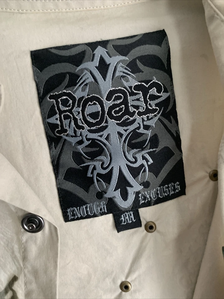Camisa Roar Signature Para Hombre Mediana Abotonada Bordada Envejecida Manga Larga Foto 2 de 4