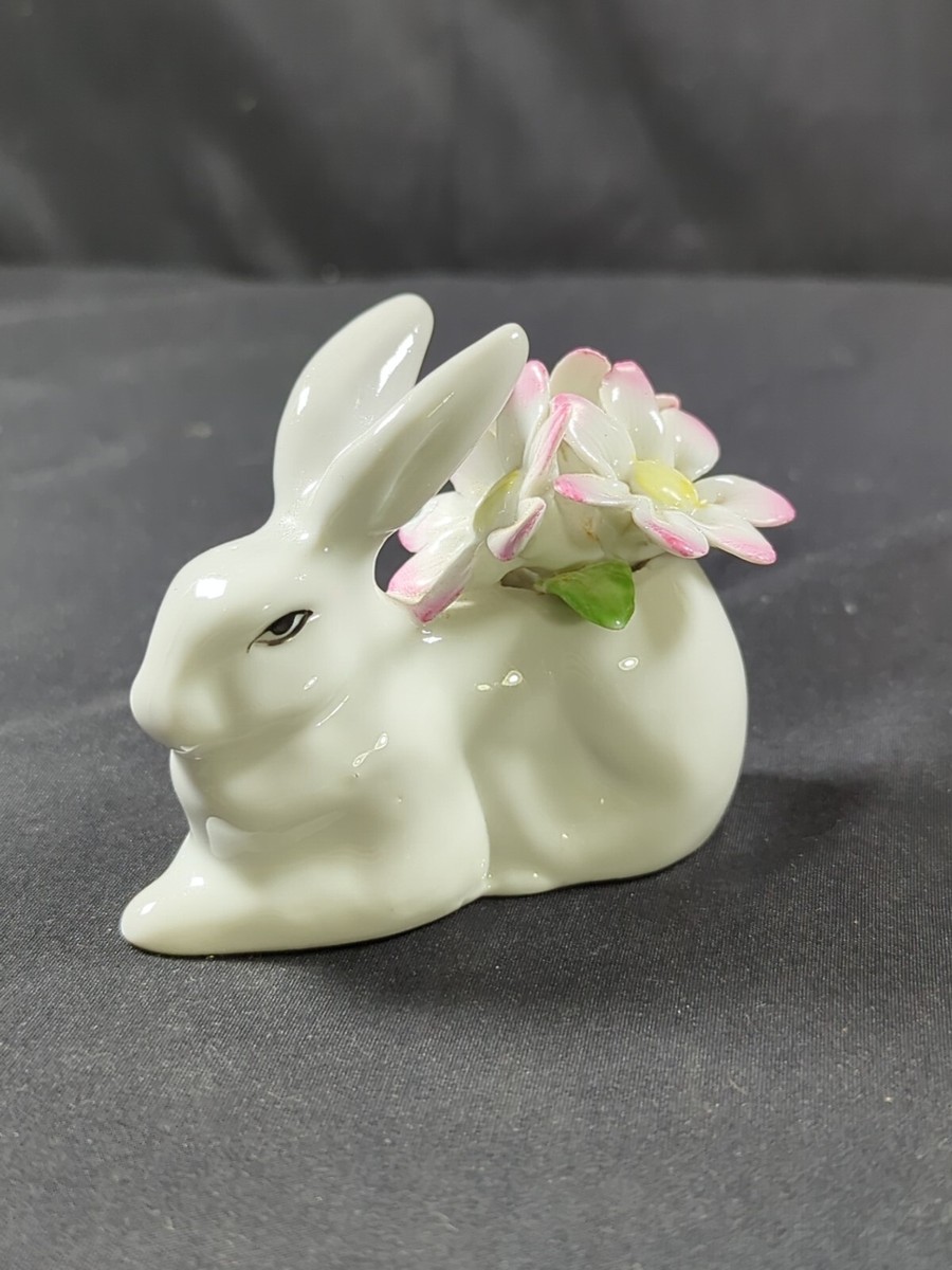 Vintage Ceramic Porcelain White BUNNY RABBIT w/Pink Yellow Flowers