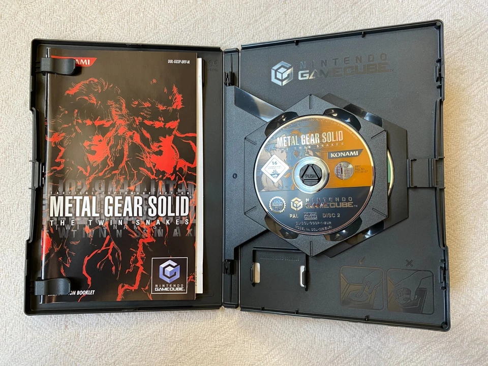 Metal Gear Solid The Twin Snakes Gamecube - UK PAL VGC CIB Reg & Natural Discs - Image 4 of 4