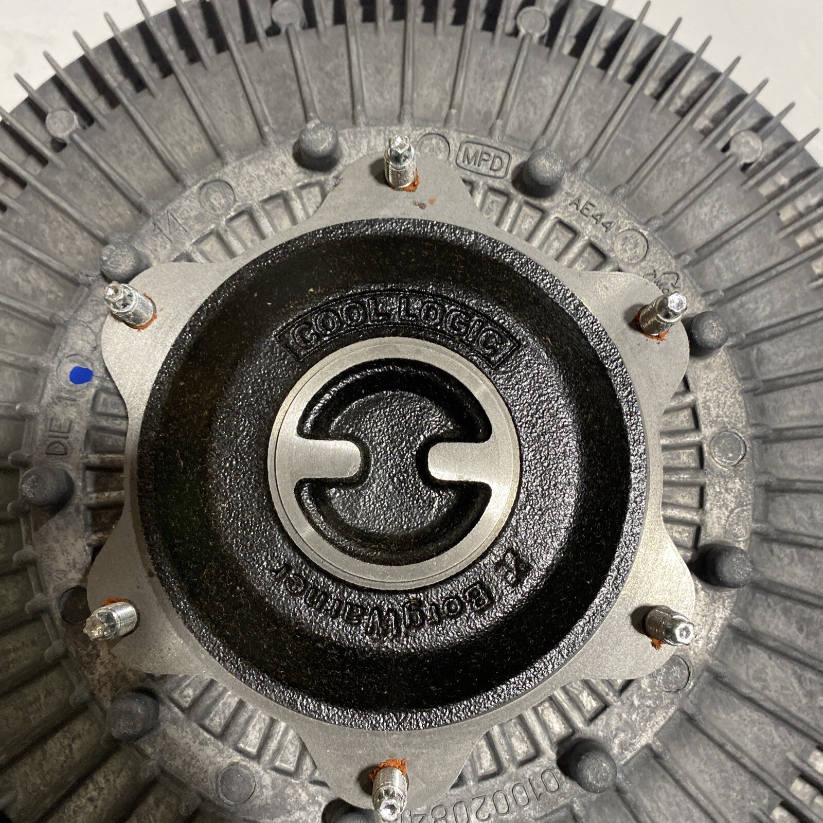 NEW BorgWarner Fan Clutch for MACK MP7 VOLVO D11 22208772 No Core 