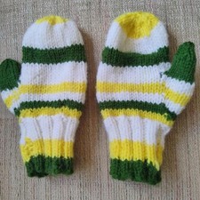 Hand Knitted Wool Striped Mittens Winter Handmade. 2-4 years old children