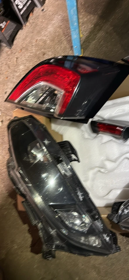 Juego faros delanteros y traseros Honda Civic Hatchback 2020 Foto 2 de 4