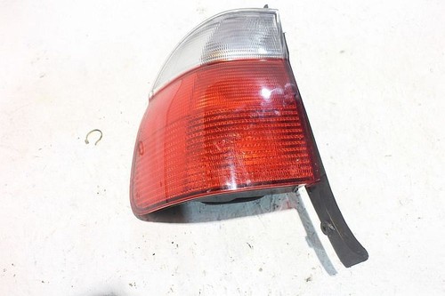 Rückleuchte links Rücklicht Kombi BMW 5 (E39) 523I