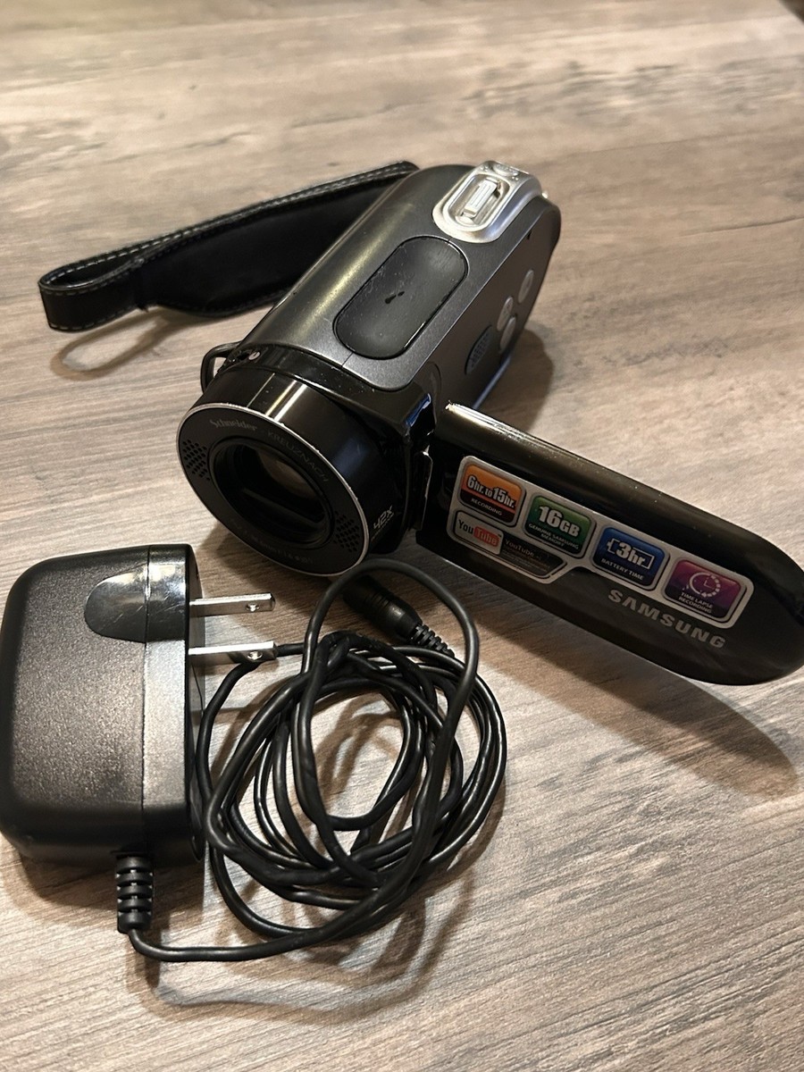 Samsung Camcorder 42x Optical Zoom LCD SMX-F34BN/XAA Original