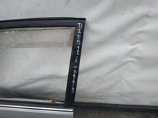 Porte avant et accessoires Nissan BLUEBIRD