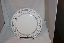 Mikasa Inaglio Annette Round Cake Plate, 12 1/4 " , Excellent condition