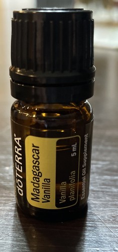 DoTERRA 5 ml Madagascar Vanilla About 70% Full 2027 Date