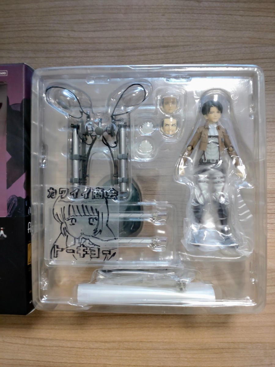 Attack on Titan Levi Figma 213 action figure Scout Regiment Max