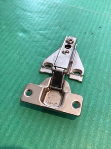 MEPLA 201 M Hinge Self Closing w/ Mounting Plate 346.290.88.00 Clip On