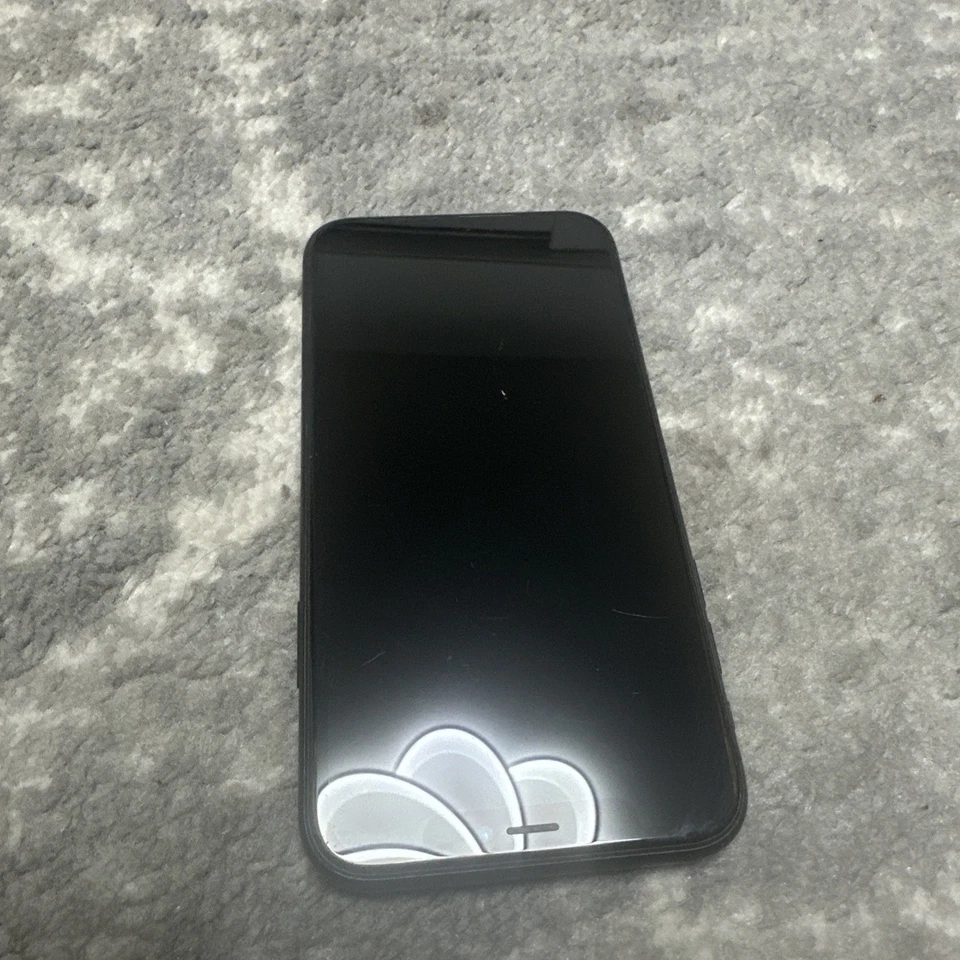 Apple iPhone XR 64GB Smartphone - Black (Unlocked) 80% 🔋  - Image 4 of 4