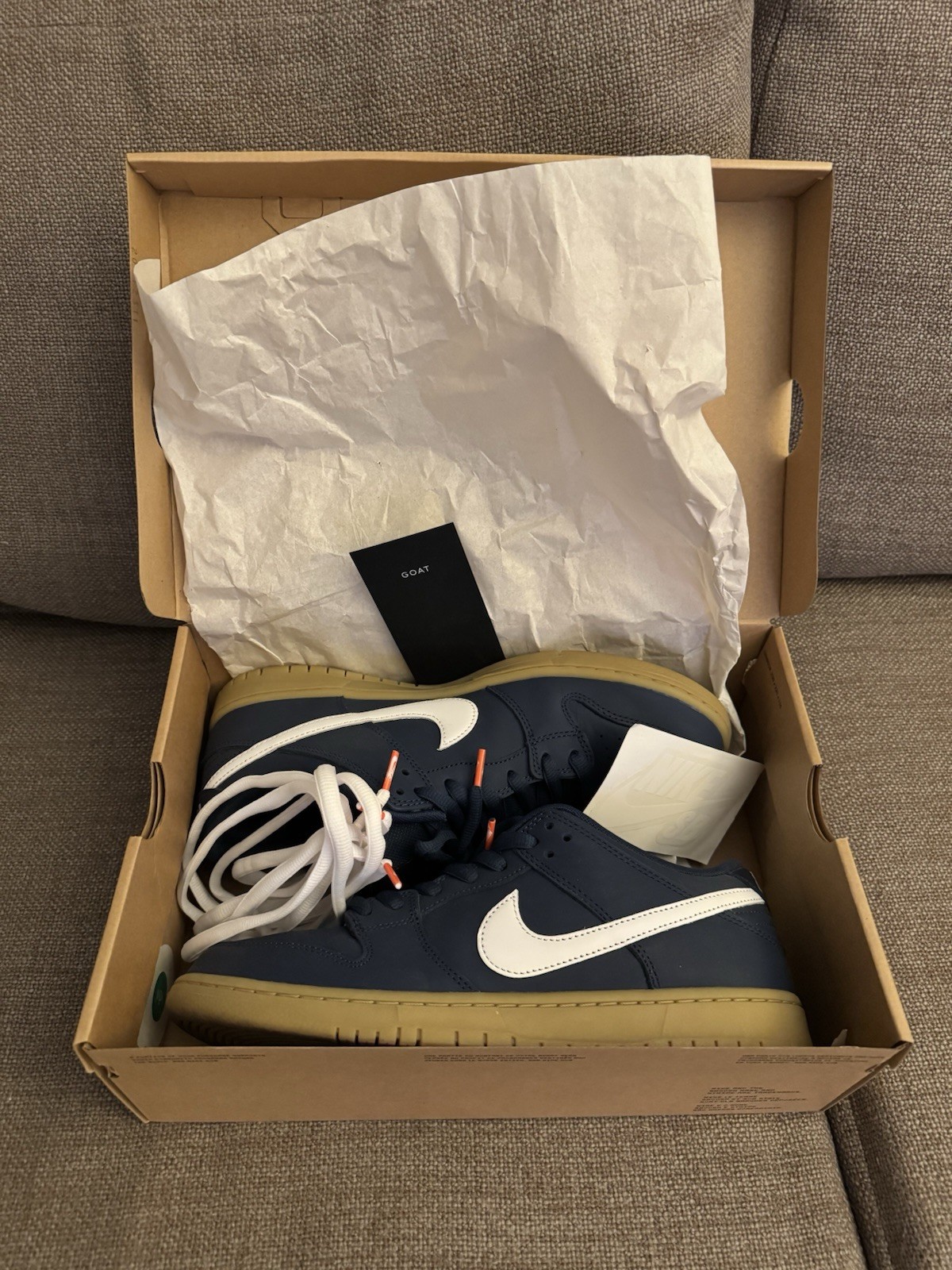 Nike SB Dunk Low Pro Navy White Gum FJ1674-400 Size 10.5 thumbnail 9