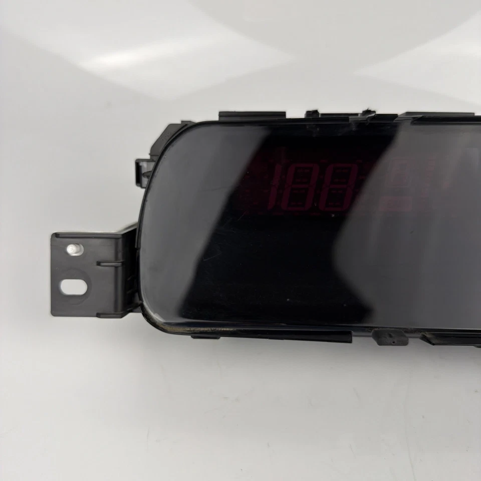2015-2018 TOYOTA PRIUS C INSTRUMENT SPEEDOMETER CLUSTER DISPLAY OEM, 83800-5CR10 - Изображение 3 из 4