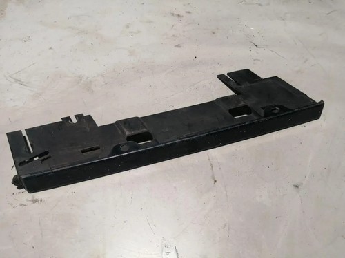 BMW 7 E38 Scheinwerferverkleidung vorne links 8157937 3.50 Petrol 1999 33879123