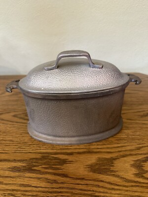 Vintage Guardian Service Ware Triangle Heart Shaped Aluminum Pot Pan with  Lid