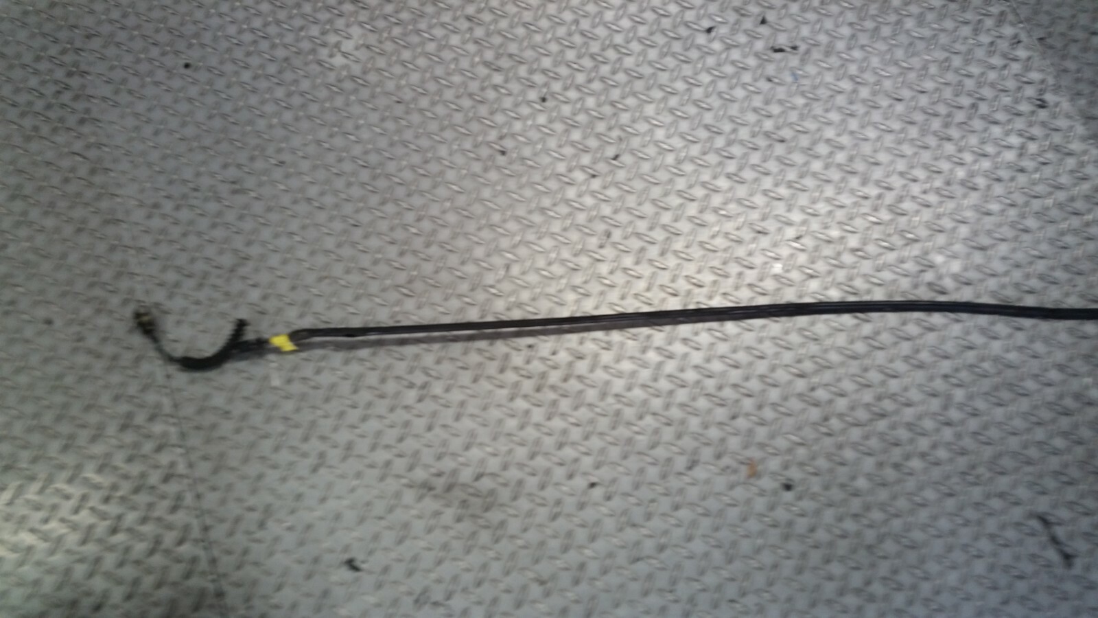 81 - 91 ROLLS ROYCE SILVER SPUR LEFT OR RIGHT REAR PARKING BRAKE CABLE UG14616 