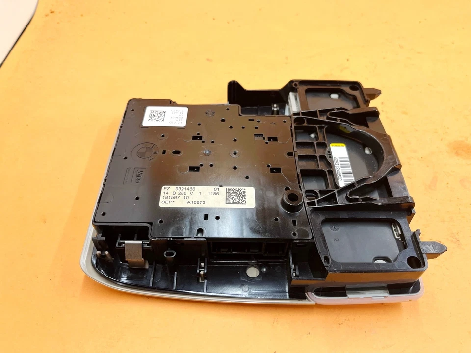 14-16 BMW 428i GC F32 F36 TECHO SUPERIOR TECHO CÚPULA LUZ LÁMPARA CONSOLA CUBIERTA OEM Foto 3 de 4