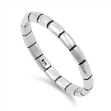 Sterling Silver Ribbed Band Ring - Free Gift Packaging
